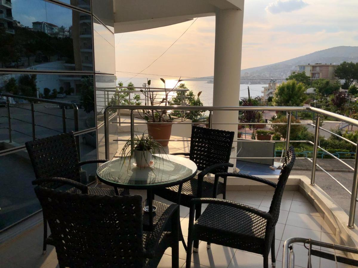 Lorenso Guest House Sarandë Buitenkant foto